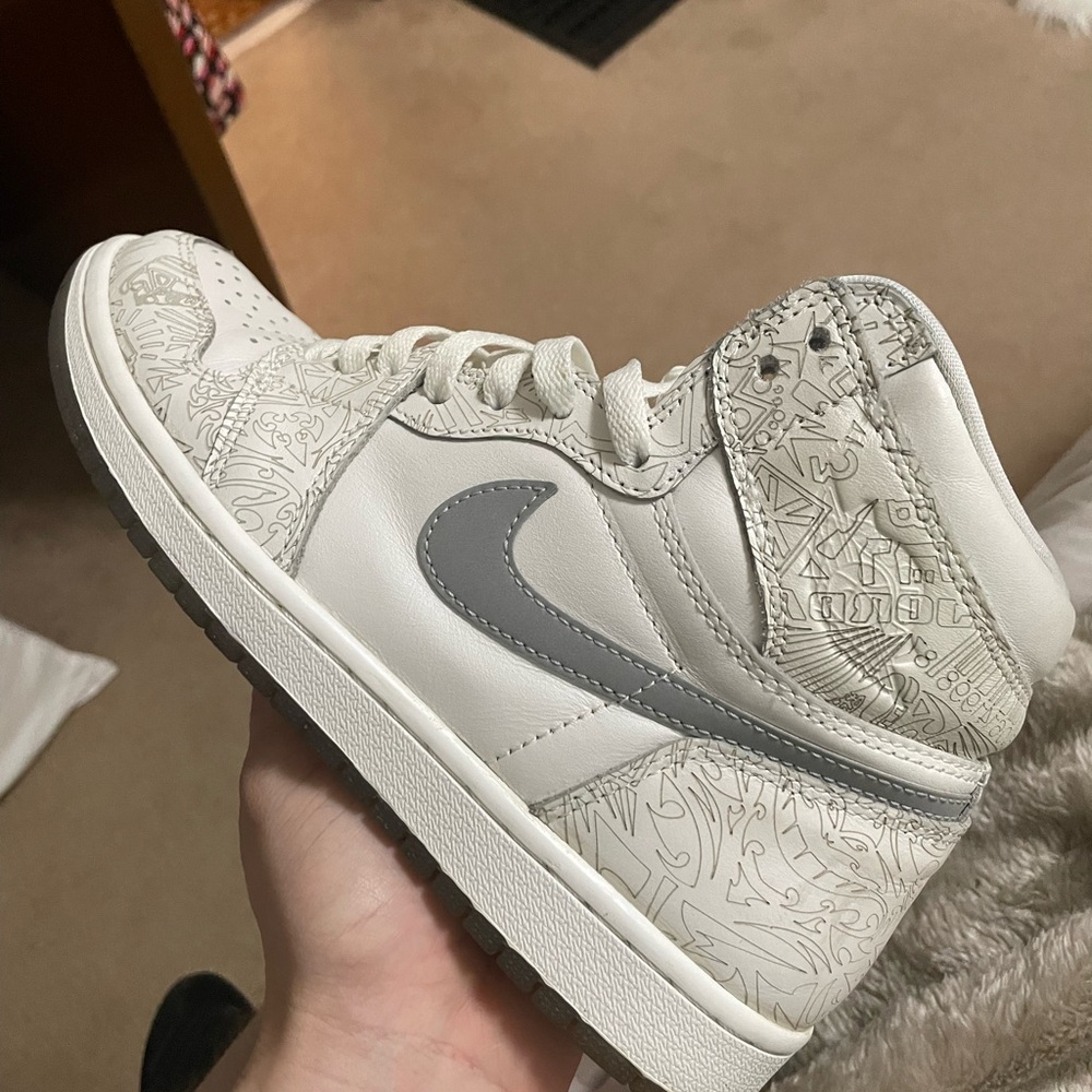 Air Jordan 1 laser high